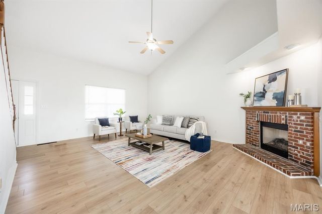 905 Chesapeake Junction, O'fallon, IL 62269