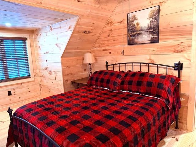 1048 Turkey Creek Boat Dock Rd, Tullahoma, TN 37388