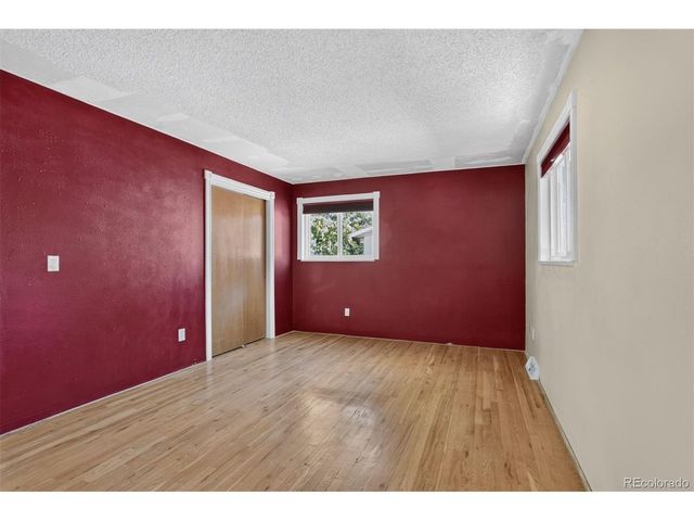 2885 S Teller St, Denver, CO 80227