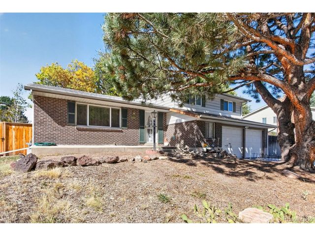 2885 S Teller St, Denver, CO 80227