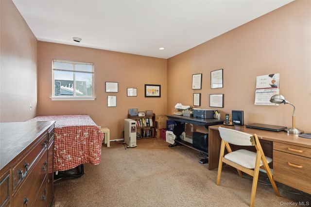 10 Sarah Drive, Dix Hills, NY 11746