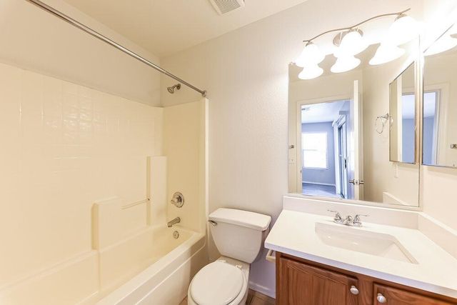 3033 W Desert Vista Trail, Phoenix, AZ 85083