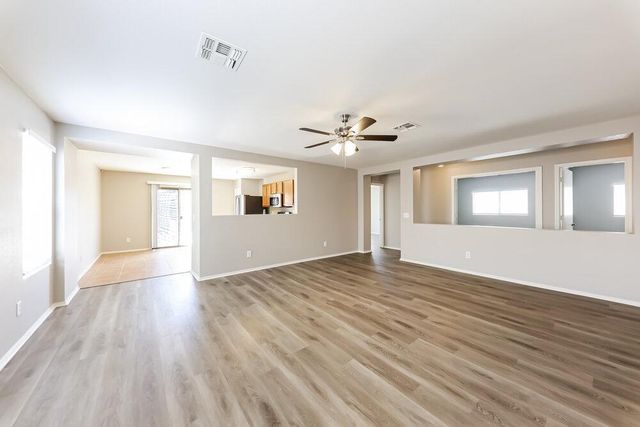 3033 W Desert Vista Trail, Phoenix, AZ 85083