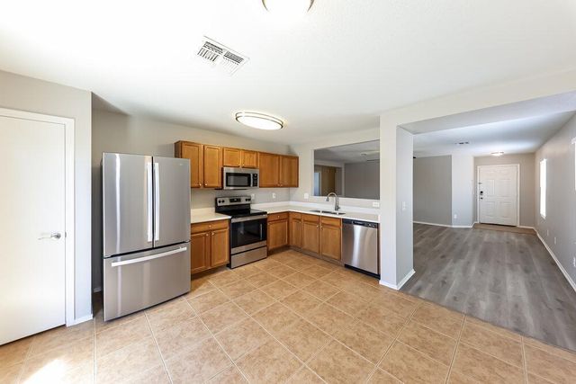 3033 W Desert Vista Trail, Phoenix, AZ 85083