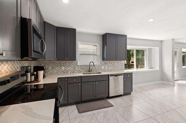 2114 Briargreen Drive, Houston, TX 77077
