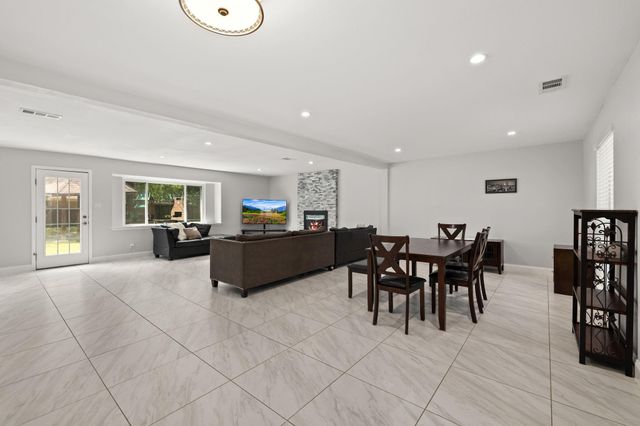 2114 Briargreen Drive, Houston, TX 77077