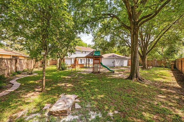 2114 Briargreen Drive, Houston, TX 77077