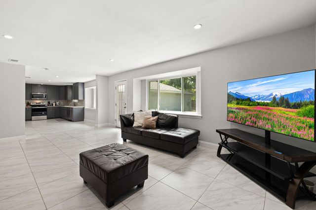 2114 Briargreen Drive, Houston, TX 77077