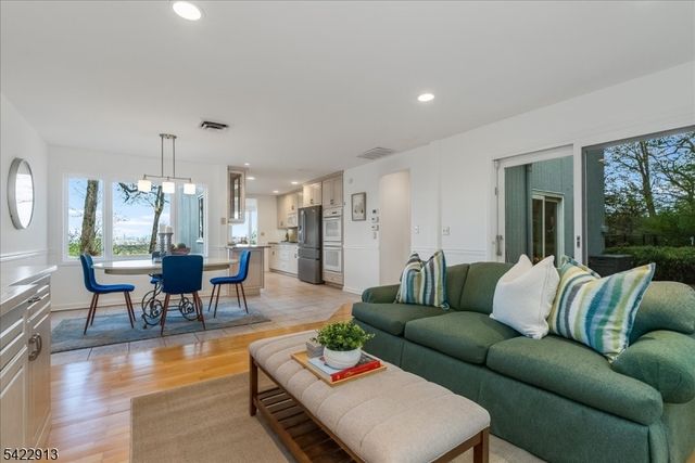 206 Highland Ave, Montclair Twp., NJ 07043