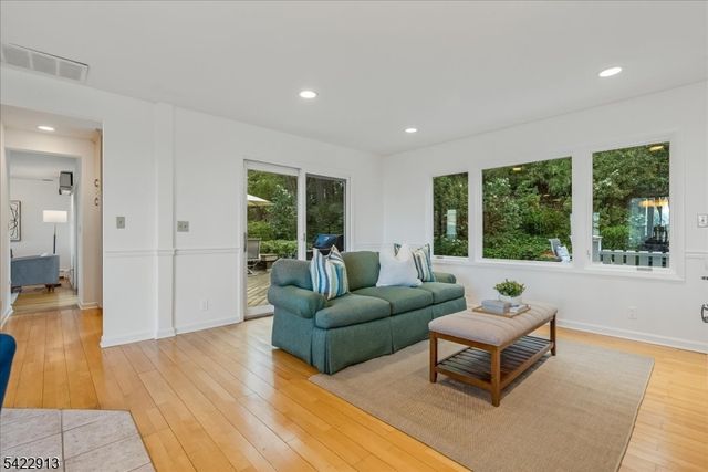 206 Highland Ave, Montclair Twp., NJ 07043