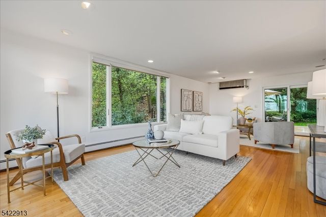 206 Highland Ave, Montclair Twp., NJ 07043