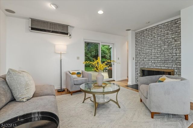 206 Highland Ave, Montclair Twp., NJ 07043