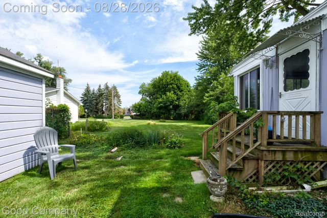 29700 Riverside Bay Court, Harrison Charter Township, MI 48045