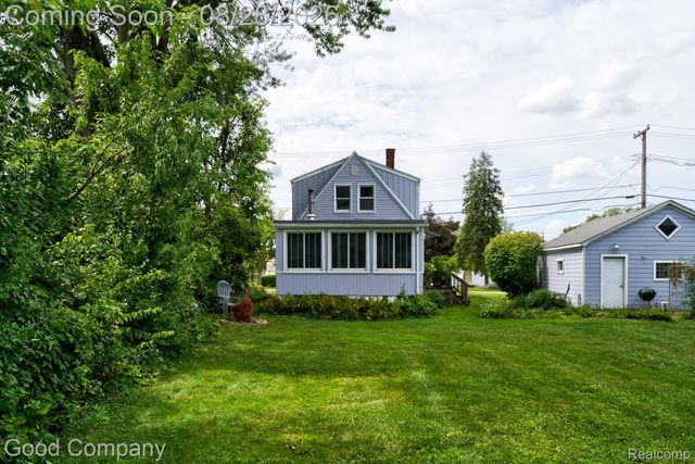 29700 Riverside Bay Court, Harrison Charter Township, MI 48045
