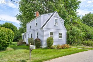 29700 Riverside Bay Court, Harrison Charter Township, MI 48045