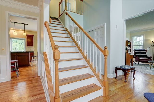 3 Post Side Lane, Pittsford, NY 14534