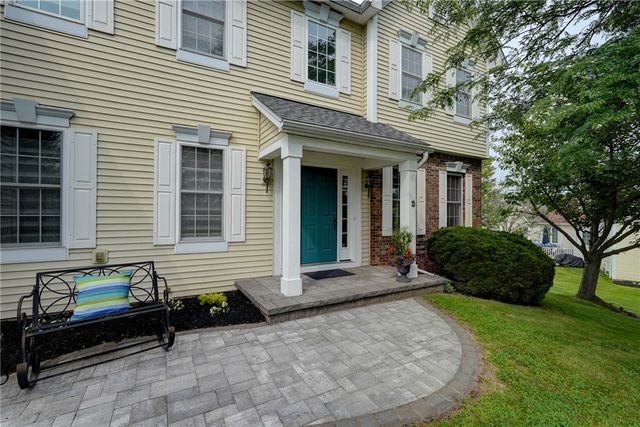 3 Post Side Lane, Pittsford, NY 14534