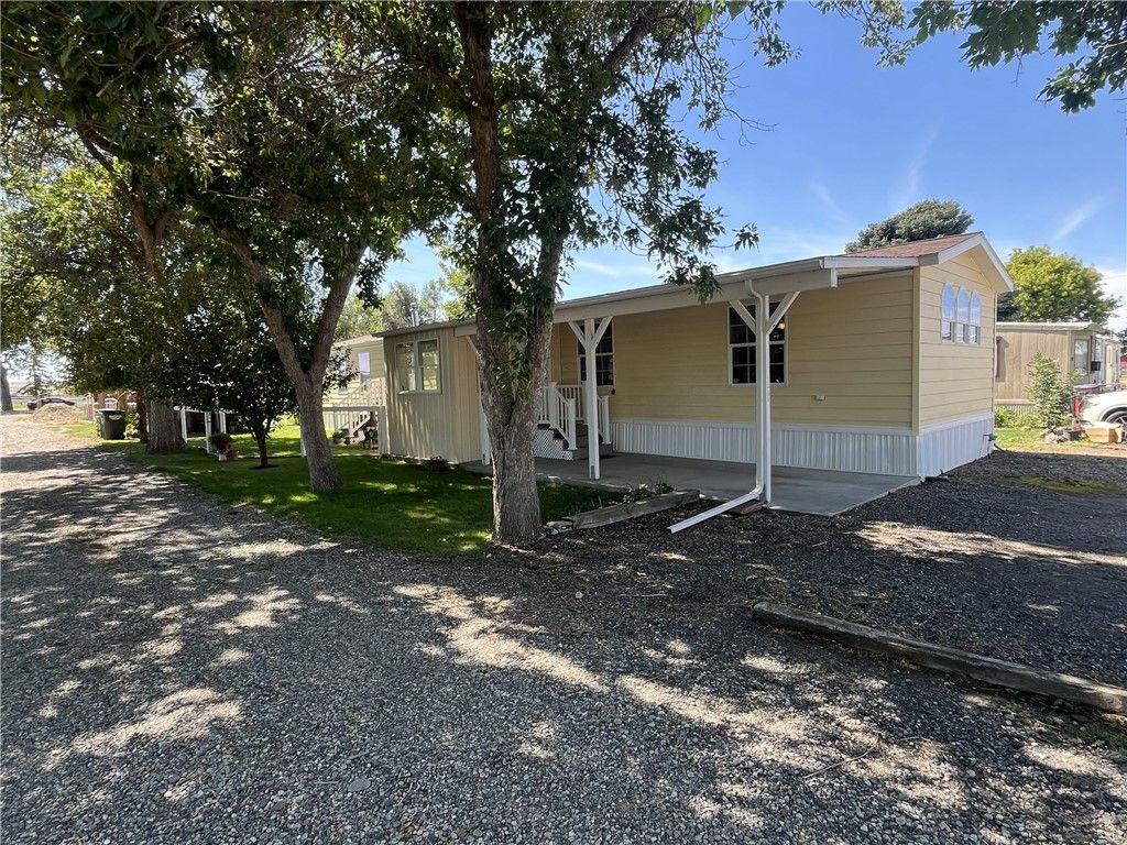 1484 Ash, Worden, MT 59088 photo 4