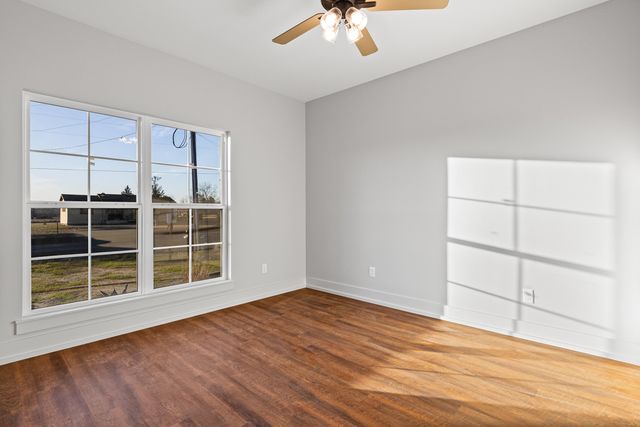 625 CR 310, De Berry, TX 75639