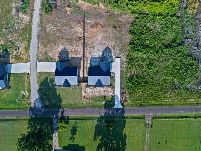 625 CR 310, De Berry, TX 75639