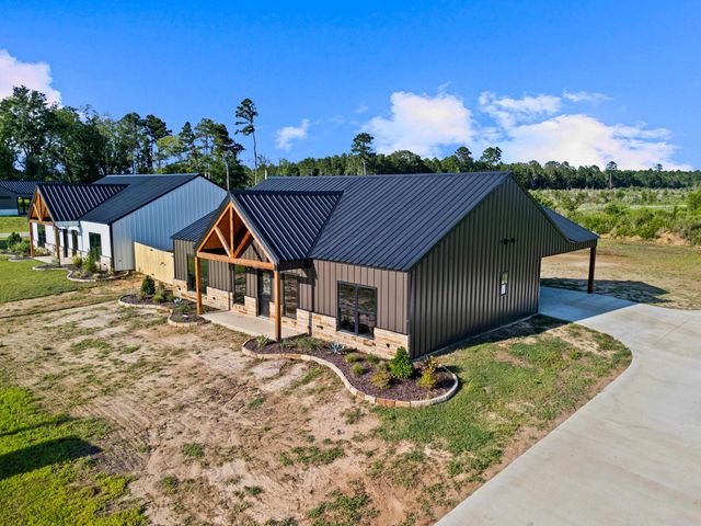 625 CR 310, De Berry, TX 75639