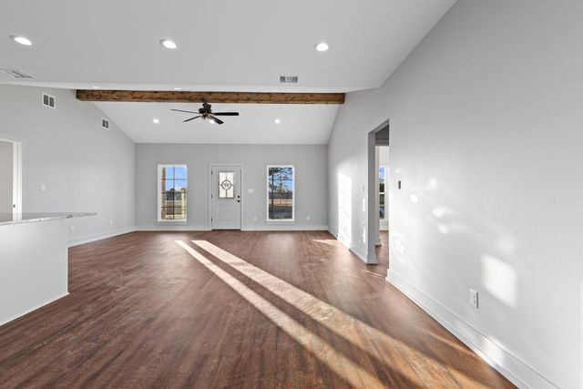 625 CR 310, De Berry, TX 75639