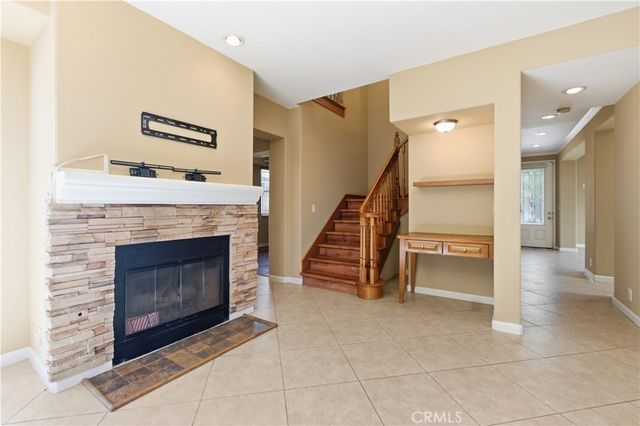 6958 Amigo, Reseda, CA 91335