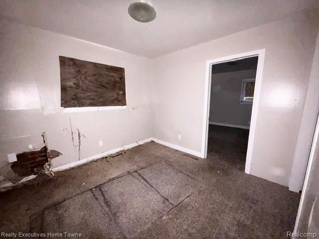 20005 Griggs Street, Detroit, MI 48221