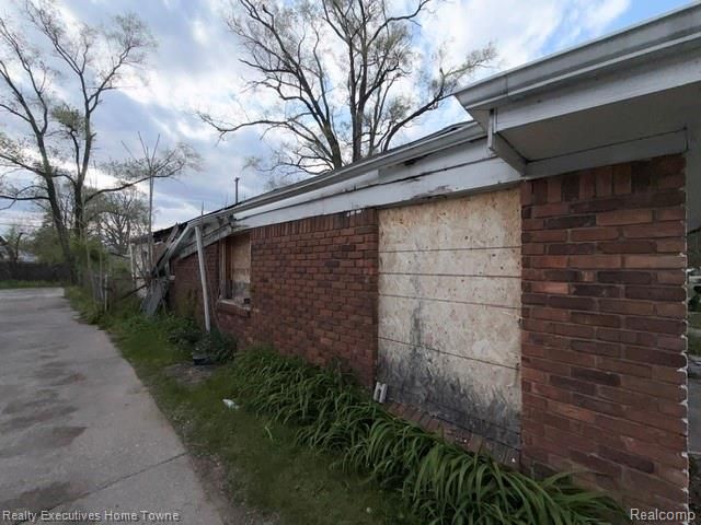 20005 Griggs Street, Detroit, MI 48221