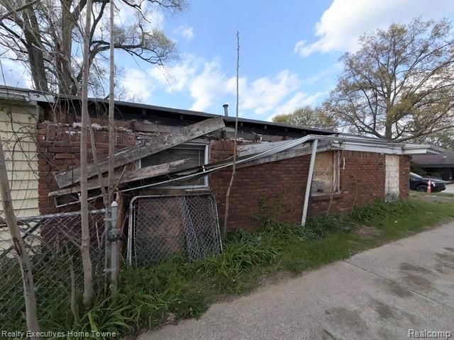 20005 Griggs Street, Detroit, MI 48221