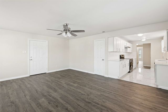 940 E Ramsey Avenue, Fort Worth, TX 76104