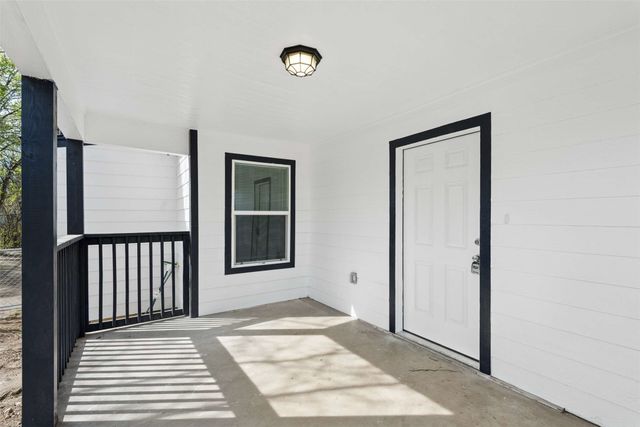 940 E Ramsey Avenue, Fort Worth, TX 76104