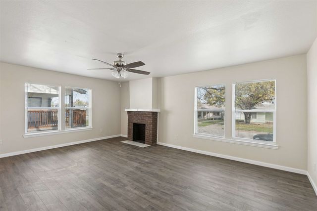 940 E Ramsey Avenue, Fort Worth, TX 76104