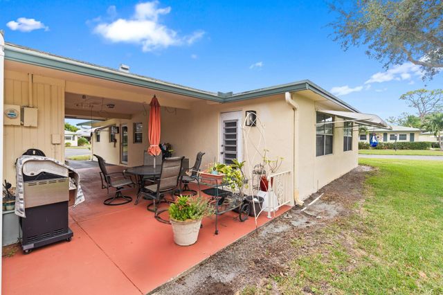 249 Cardinal Lane, Delray Beach, FL 33445
