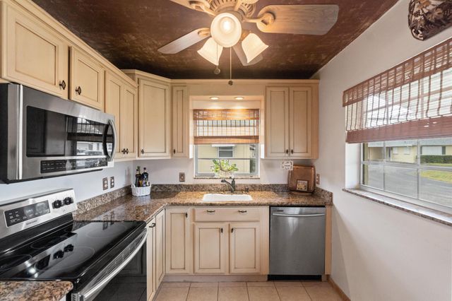 249 Cardinal Lane, Delray Beach, FL 33445