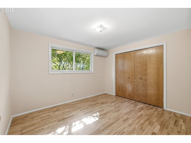 1522 RUSSET Dr, Eugene, OR 97401