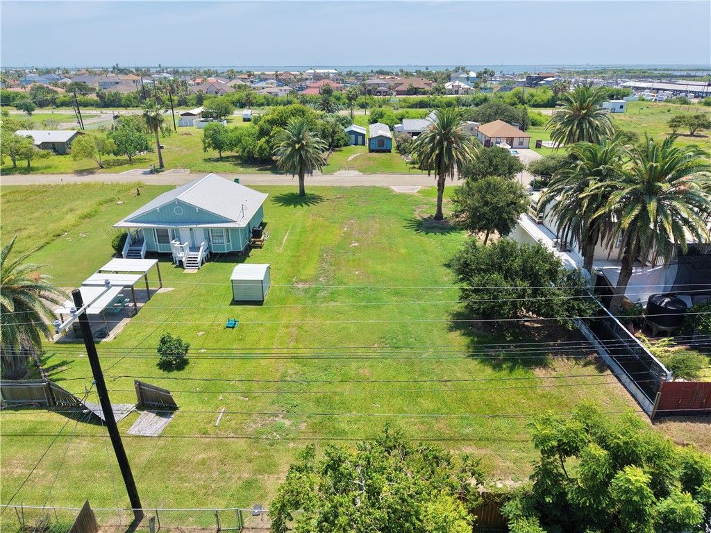 1144 S Arch St, Aransas Pass, TX 78336 — photo 5