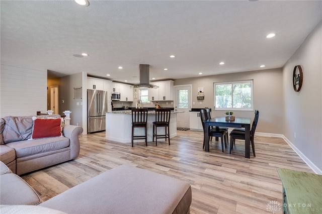 1605 Belvo Road, Miamisburg, OH 45342
