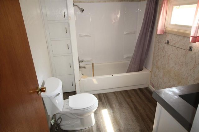 326 Isacks Street, Lecompton, KS 66050