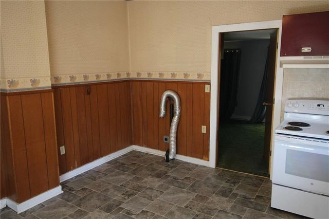 326 Isacks Street, Lecompton, KS 66050