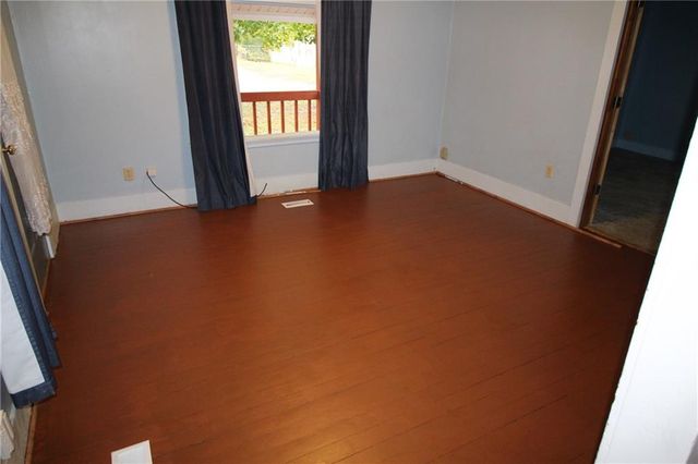 326 Isacks Street, Lecompton, KS 66050