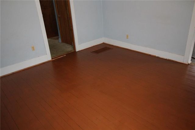 326 Isacks Street, Lecompton, KS 66050