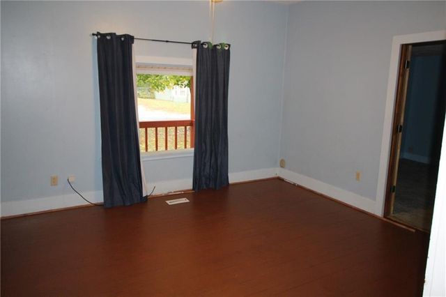 326 Isacks Street, Lecompton, KS 66050