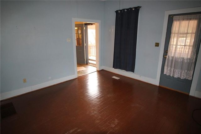 326 Isacks Street, Lecompton, KS 66050