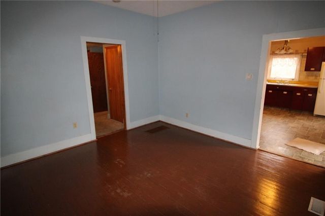 326 Isacks Street, Lecompton, KS 66050