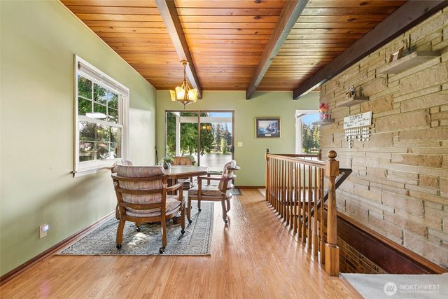 2207 S 304th Street, Federal Way, WA 98003