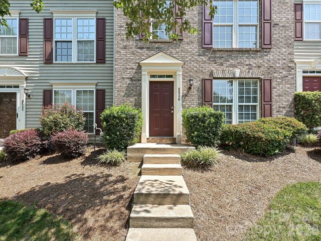 9538 Blossom Hill Drive, Huntersville, NC 28078