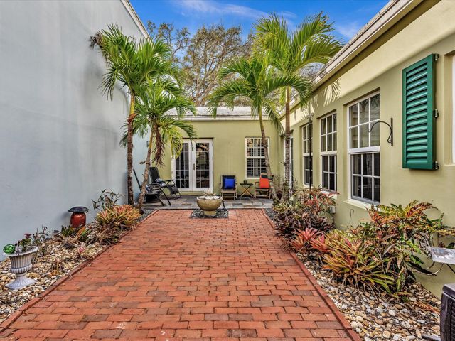 5883 Michaux Street, Boca Raton, FL 33433