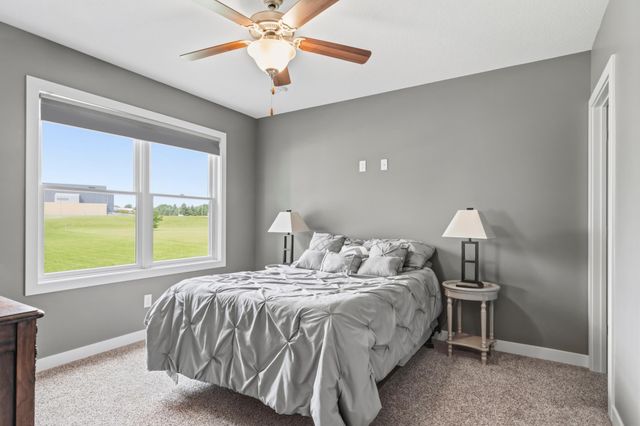 511 21st Place NE, Kasson, MN 55944