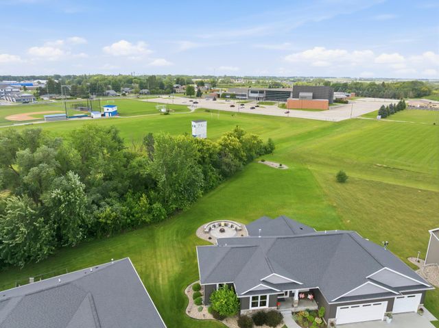 511 21st Place NE, Kasson, MN 55944